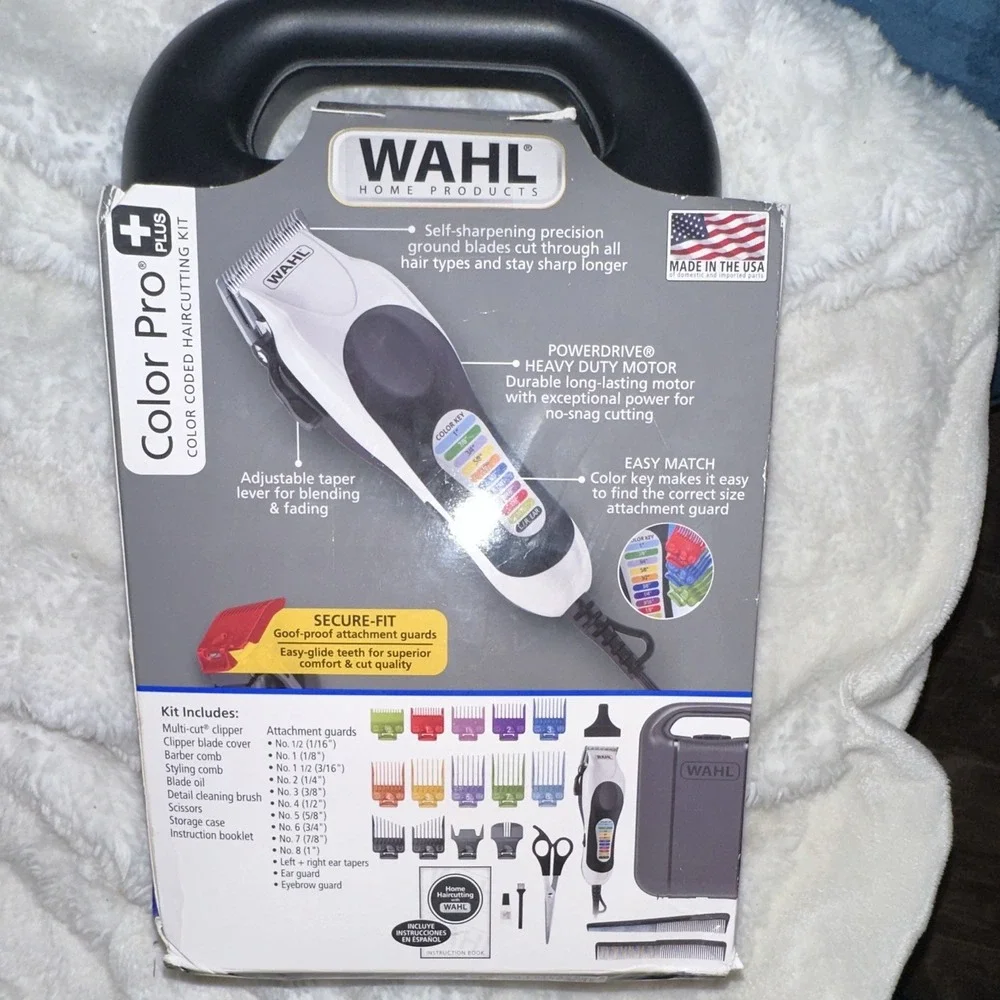 Wahl Color Pro Plus Haircutting Kit Self-Sharpening Taper Lever 79752